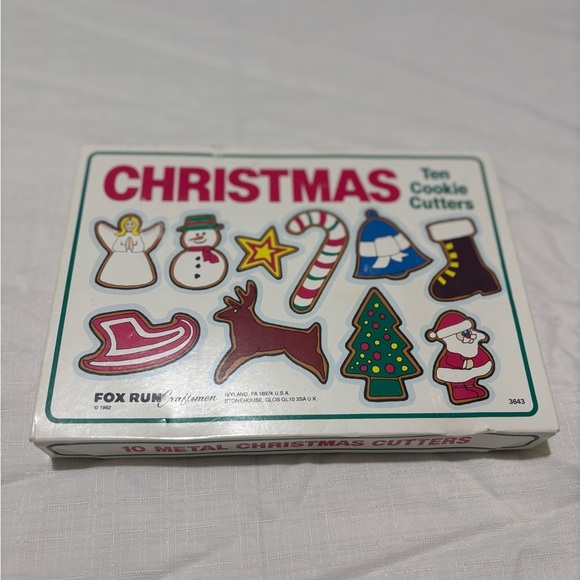 Vintage Christmas Cookie Cutters Set of 10 - Picture 1 of 5